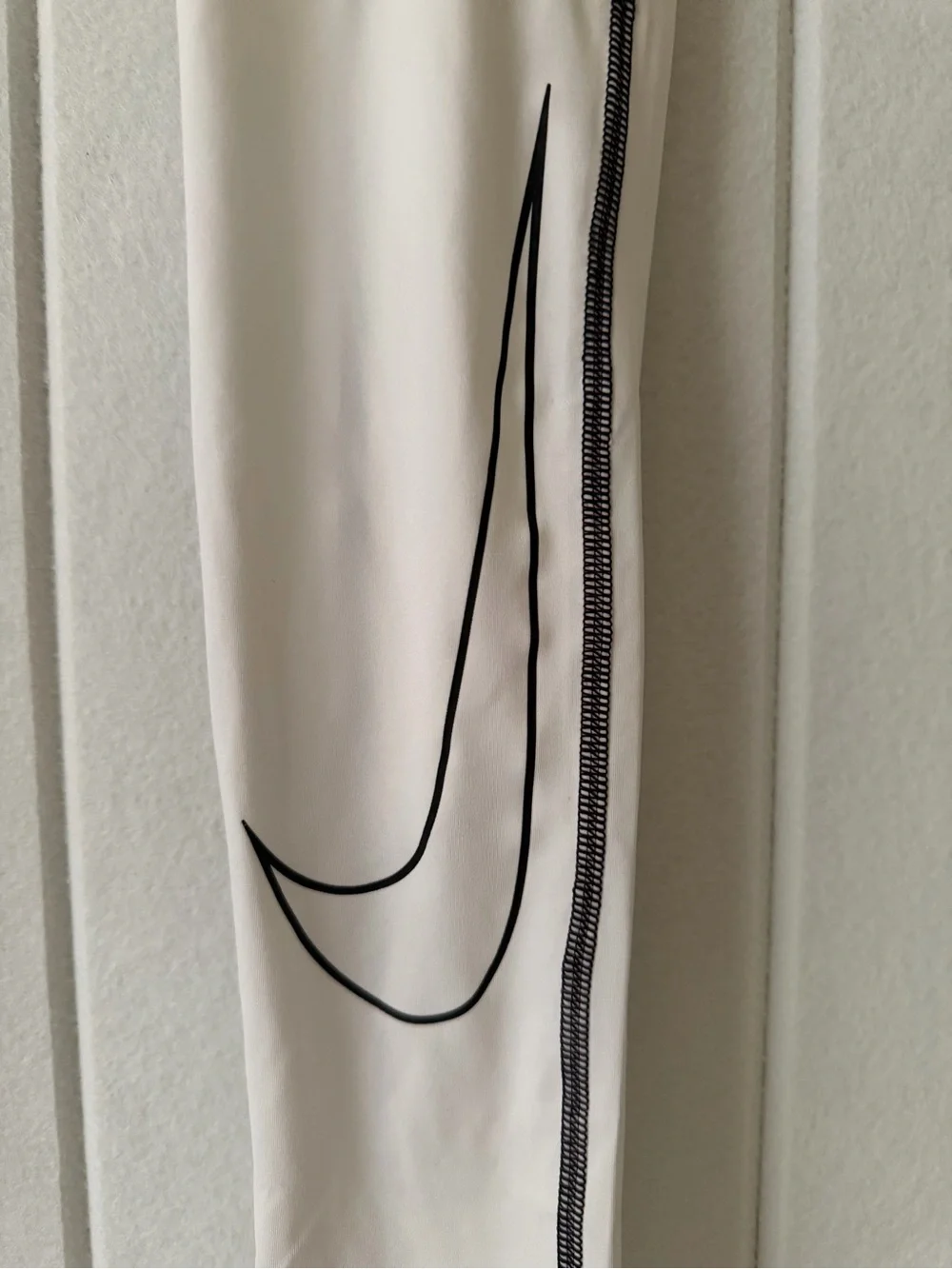 Nike Pro White Compression Pants Tights ✨NWOT✨